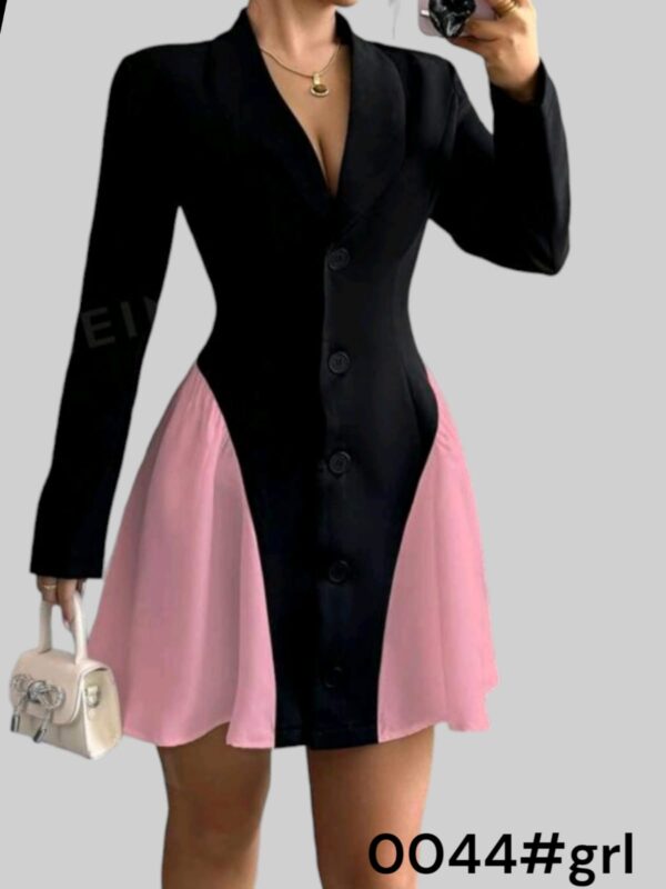 Robe veste à ourlet plissé